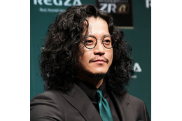 小栗旬、“非常に推している”大注目のガールズグループとは？「この子たち一体どこまで…」