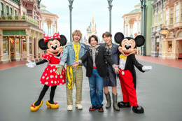 Mrs. GREEN APPLE、東京ディズニーリゾートSPイベント楽曲初公開 新たなコラボアトラクションも決定