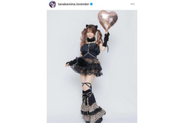 1児の母・田中れいな、変わらぬ美貌を披露したミニ丈衣装SHOTに「まじで激カワ」「最強すぎる」の声 画像