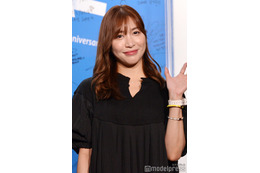 大島麻衣、ミニスカから色白美脚披露「スタイル抜群」「可愛すぎ」の声 画像