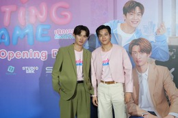 Snow Man向井康二、タイドラマで共演・マーチと再会 ファンミーティングで作品アピール【Dating Game～口説いてもいいですか、ボス！？～】