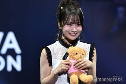 「ノブロックTV」で話題・森脇梨々夏、美脚披露 胸キュン投げキスで沸かす【オキコレ2025】
