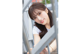 矢吹奈子、坂本昌行と稽古中の