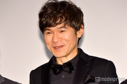 甲本雅裕、美人母を顔出し “デート”ショットに「綺麗なお母様」「仲良し親子」の声