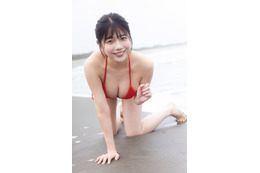 STU48工藤理子、ビキニ姿で色白美ボディ輝く