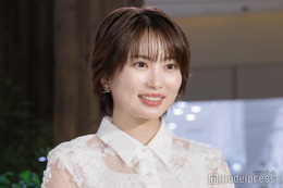 志田未来「暑さ対策万全で炎天下ディズニー」全身黒ずくめ姿が話題「徹底してる」「太陽が入り込む隙ない」