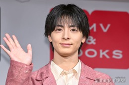 高杉真宙、誕生日に幼少期ショット公開「髪の毛クルクルで可愛い」「愛おしい」と反響