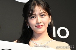 IVEユジン、ショートパンツから圧巻美脚スラリ「女神」「スタイル良すぎ」と絶賛の声