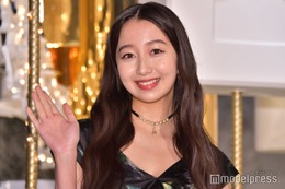 Cocomi、抜群スタイル際立つショーパンコーデ披露「美脚」「プライベート感」の声