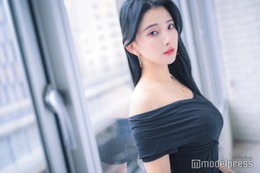 恋リア出演話題の美女、ビキニ×ポニーテール姿に「スタイル抜群」「セクシー」と反響