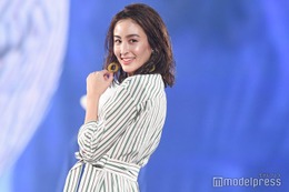 オードリー亜谷香、第2子女児出産を発表 家族ショットも公開