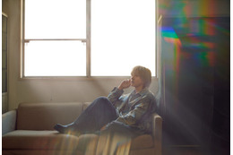 M!LK吉田仁人、初のソロEP決定 作詞作曲手掛けた4曲収録・ソロビジュアルも公開【さえない暮らし】