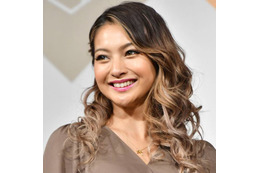 ゆきぽよ「めっちゃ良い」塗るだけ束感まつ毛！愛用のマスカラを紹介 画像