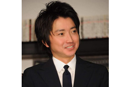 1児の父・藤原竜也、子供との“真剣勝負”でまさかの結果に「プール行った時に…」 画像