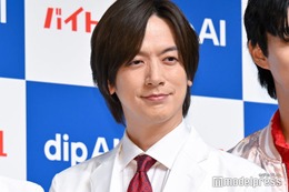 DAIGO、娘＆息子と北海道旅行ショット公開「小さな後ろ姿が可愛い」「奥さん撮影？」の声