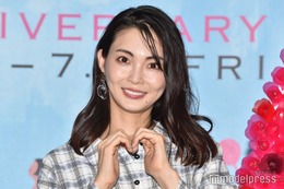押切もえ、水着姿披露「後ろ姿も綺麗」「引き締まってる」の声