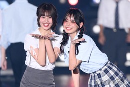 「今日好き」瀬川陽菜乃＆小國舞羽、投げキッス＆頬密着ポーズ披露で息ぴったり【関コレ2025A/W】 画像