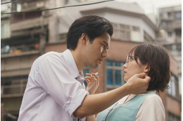 吉岡里帆＆水上恒司がゼロ距離に「九龍ジェネリックロマンス」“恋が動き出す”本編映像初解禁 画像