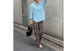 レオパード柄パンツがおしゃれ。こなれカジュアルに着こなす秘訣とは【40代の毎日コーデ】