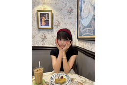 「今日好き」すみれ、ミニスカ×ニーハイから美脚スラリ「スタイル抜群」「おしゃれ」の声 画像