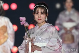 新婚の元AKB48加藤玲奈、水着で美スタイル披露 ハワイのビーチで撮影「よーく見ると…」