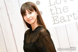 ハワイ在住→親子で沖縄留学中の吉川ひなの、次女の後ろ姿公開「ベビ子さん、保育園をやめました」