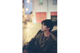 timelesz佐藤勝利、初のソロ写真集決定 リスボン・台中など1年以上かけて撮影【A Bird on Tiptoe】 画像