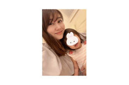 安めぐみ、“話す言葉が一気に増えた”1歳次女とパシャリ「パパ、ママ、ねぇね、じぃじに加えて…」