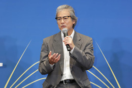 唐沢寿明、白髪ヒゲ姿でテレ東会見に登場 妻・山口智子との円満の秘訣明かす