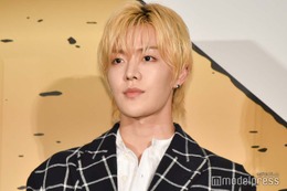 NCT 127ユウタ「最強の兄貴」との親密ショット公開「弟の顔になってて可愛い」「雰囲気がそっくり」の声