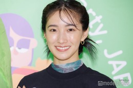 浅野忠信の18歳年下妻・中田クルミ、ミニスカで美脚披露「可愛い」「素敵です」の声 画像