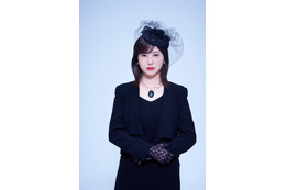吉高由里子、3年ぶり舞台出演 蓬莱竜太と“念願初タッグ”で「シャイニングな女たち」上演決定