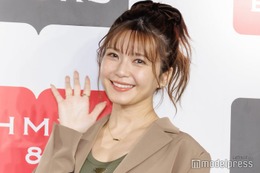 AAA宇野実彩子、シャツから美脚披露「おしゃれ」「カッコいい着こなし」 画像
