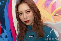 パパラピーズ・タナカガ、美ウエスト＆美脚際立つコーデ「引き締まってる」「スタイル抜群」
