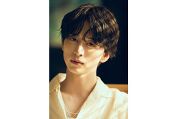 今注目の若手俳優・池田匡志、1st写真集では美しく儚い魅力をエモーショナルに凝縮 画像