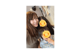 安めぐみ、10歳長女＆1歳次女との顔寄せ3SHOTに「可愛い」「みんな振り向いちゃうだろうな」 画像