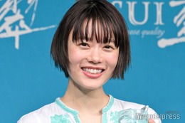杉咲花の幼少期ショットが話題 母チエ・カジウラが公開「母親譲りの美しさ」「面影ある」 画像