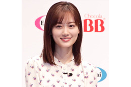 「爆美女」山下美月、海外でパシャリ！微笑みSHOTにファンうっとり「ビジュ神ってる！」 画像