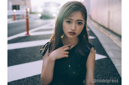 元NGT48中井りか、0歳娘との真っ白コーデ2ショット公開「素敵なプリンセスたち」「綺麗すぎてまぶしい」 画像