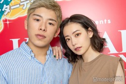 なごみ、夫・こーくんとのキスショットで結婚1周年を報告「泣けてきた」「幸せいっぱい」と反響 画像
