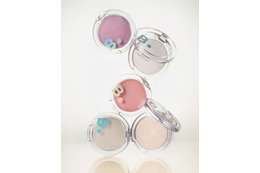 BANILA CO、「シルキーグロウハイライター」がロフト・アットコスメにて順次先行発売！ 画像