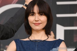 長澤まさみ、美脚全開のシースルーノースリ姿「思わず二度見」「攻めたスタイル」の声 画像