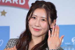 西野未姫＆山本圭壱夫妻、娘の1歳誕生日祝福 密着ショットに「素敵な家族」「大きくなってる」と反響 画像