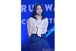 櫻坂46谷口愛季、ネコ耳メイドコスプレで美脚スラリ「お人形さんみたい」「スタイル抜群」と反響 画像