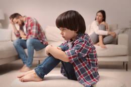 怒鳴る夫に心を壊され、不登校になった息子。母が見つめた“家庭崩壊のはじまり”とは