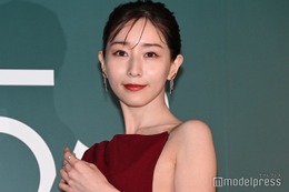 田中みな実、サイド＆背中ざっくりSEXYドレスで大胆肌見せ【オーデマ ピゲ150周年記念イベント】