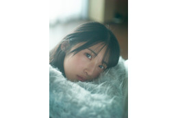 “AKB48次世代エース”佐藤綺星、1st写真集決定 自身初の水着＆ランジェリーショットも【コメント】