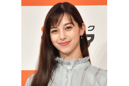 中条あやみ、ゴージャスな赤ドレスSHOTに絶賛の嵐「リアルプリンセス」「すごくお似合い」