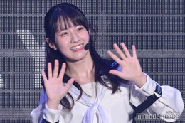 櫻坂46石森璃花、美脚際立つガーリーコーデでオーストラリア満喫「可愛すぎ」「絵になる」と反響