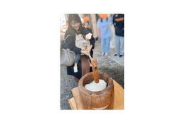 安めぐみ、10歳長女＆1歳次女と“毎年恒例”餅つきへ！母としての想いも「色々な行事に触れさせてあげたい」